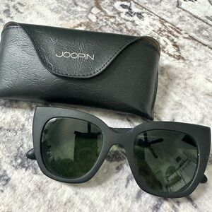 Black Cat-Eye Sunglasses